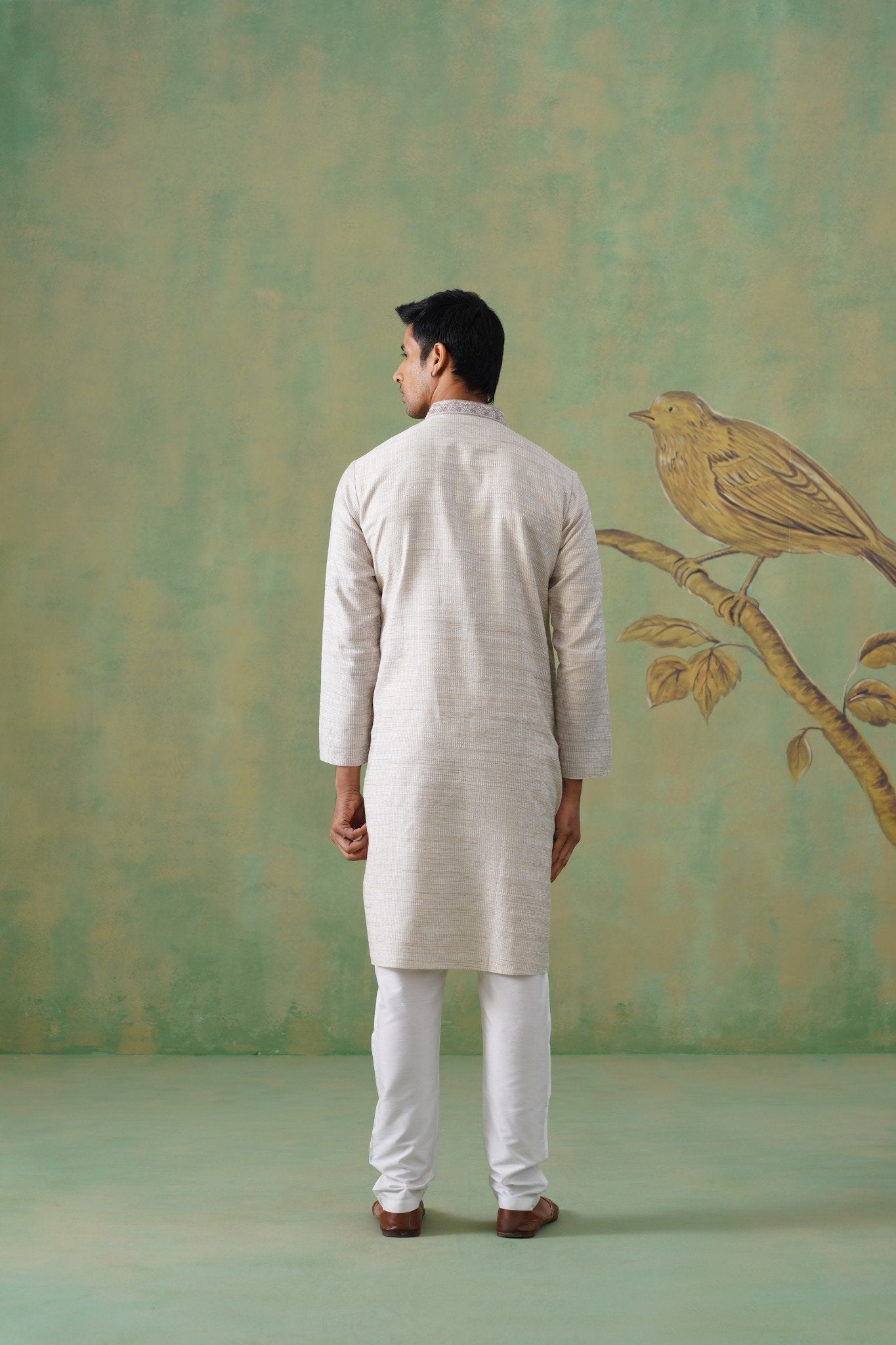 Ivory Kurta Set with Subtle Floral Thread Embroidery