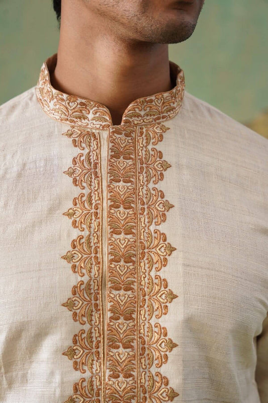 Ivory Ghicha Silk Kurta Set with Kashmiri Hand Embroidery