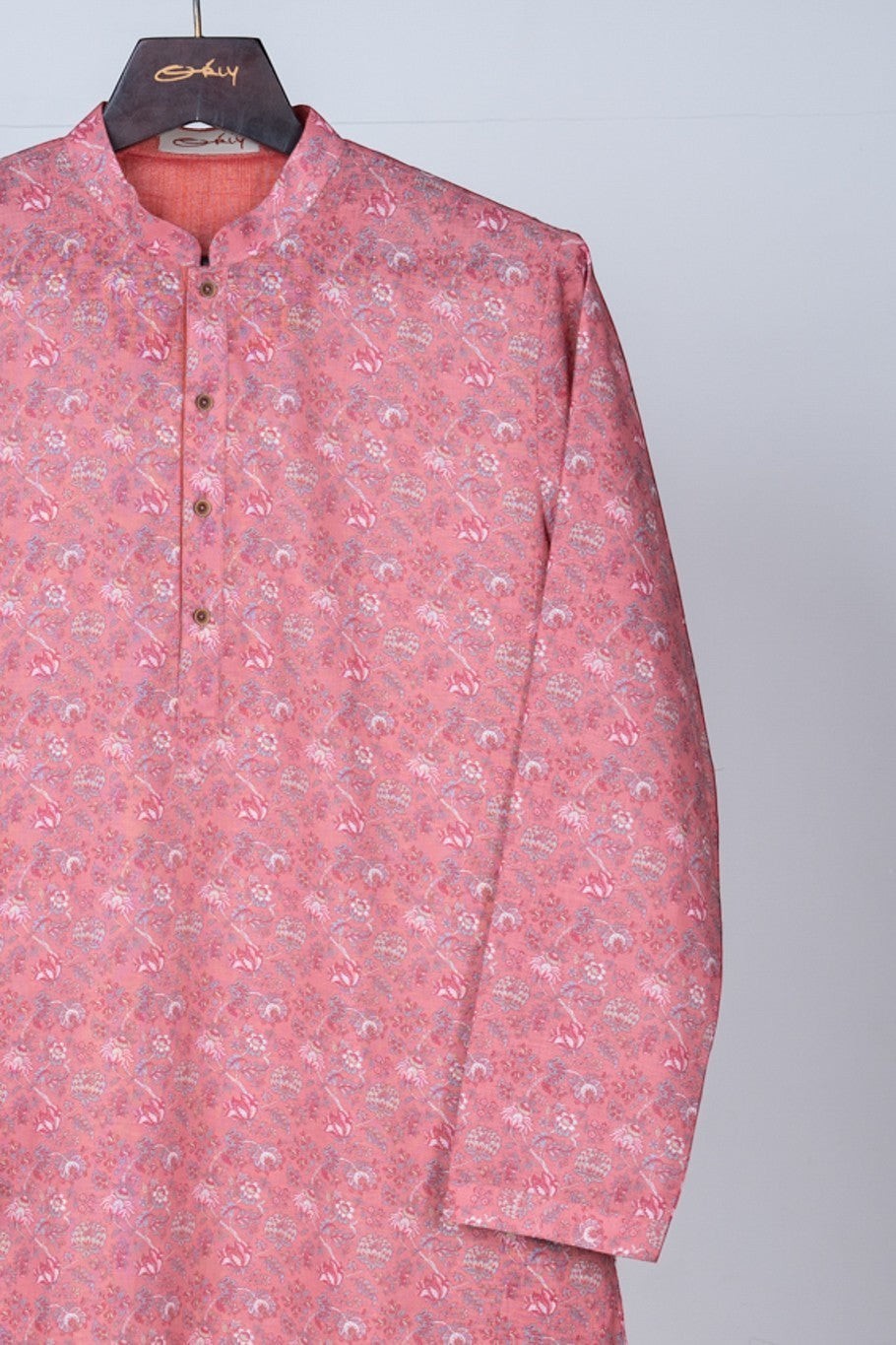 Orly coral cotton blend kurta with all-over traditional floral print and mandarin collar. Ideal for festive occasions.